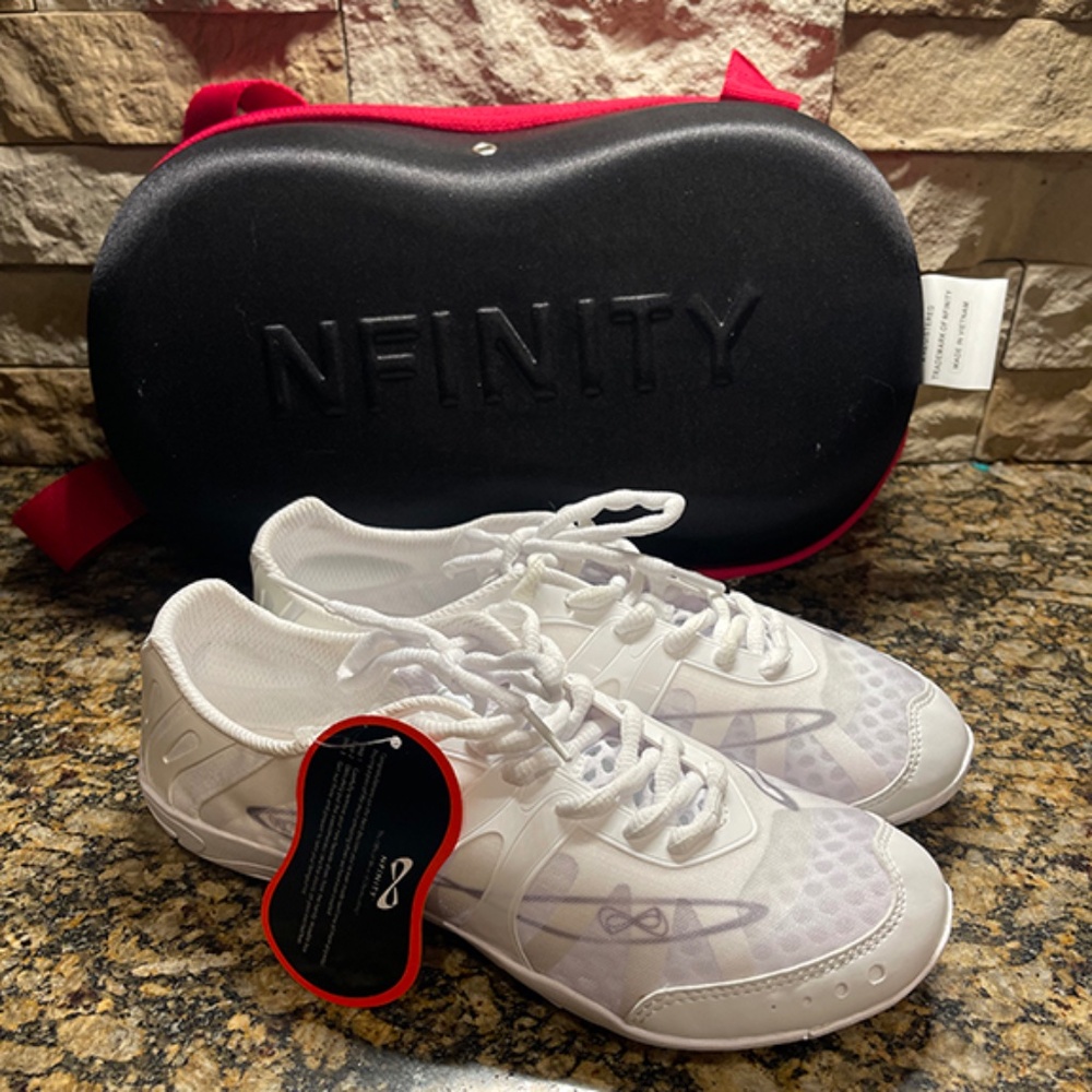 Nfinity Vengeance Cheer Shoes Size 8